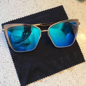 Diff cat eye sunglasses